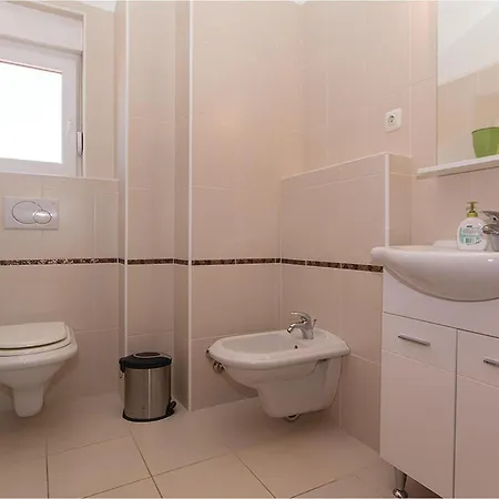 Hébergement de vacances 3 Bedroom Amazing In Pula