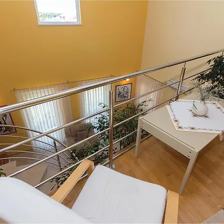 3 Bedroom Amazing In Pula